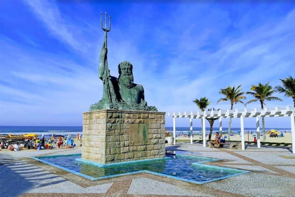 Hospedagem Primeira Quadra Da Praia Прая Гранде Екстериор снимка
