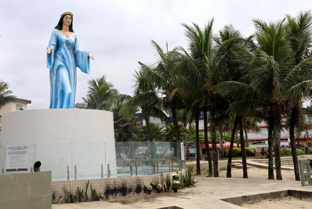 Hospedagem Primeira Quadra Da Praia Прая Гранде Екстериор снимка