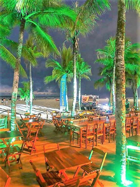 Hospedagem Primeira Quadra Da Praia Прая Гранде Екстериор снимка